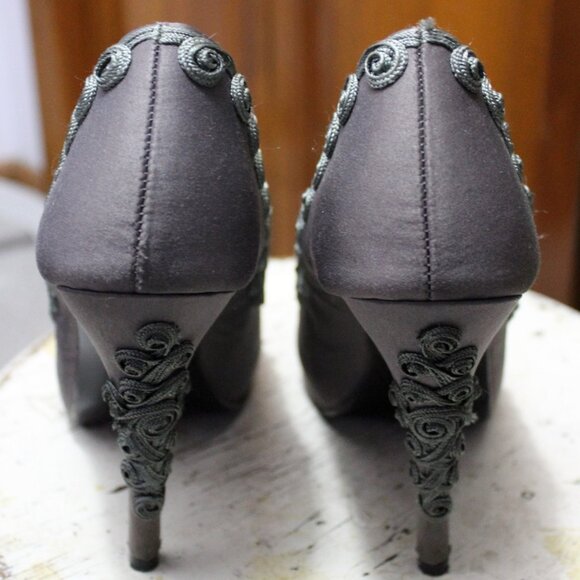 Dress shoes - Picture 1 of 5